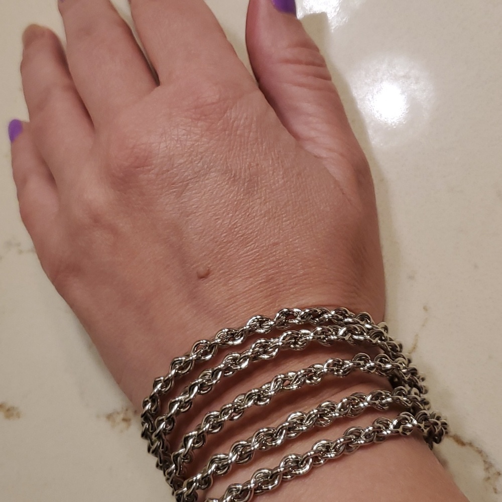 Cuff bracelet, silver with 5 band cuffs all connected - Picture 5 of 7